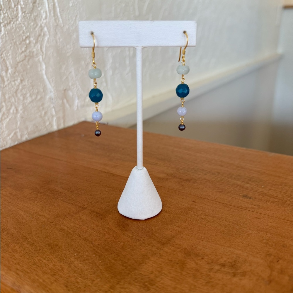 Sterling silver(Gold plated) peacock pearls and adventurin